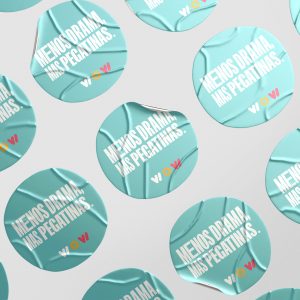 Hoja con stickers